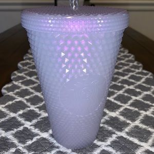 Starbucks Holiday 2021 Grande Tumbler White with Purple Iridescent Reflect